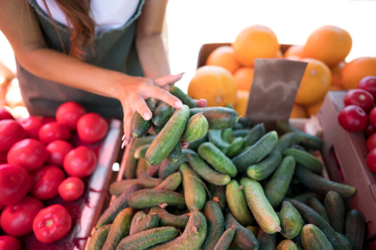 FRUTOS Y PRODUCTOS AGROALIMENTICIOS